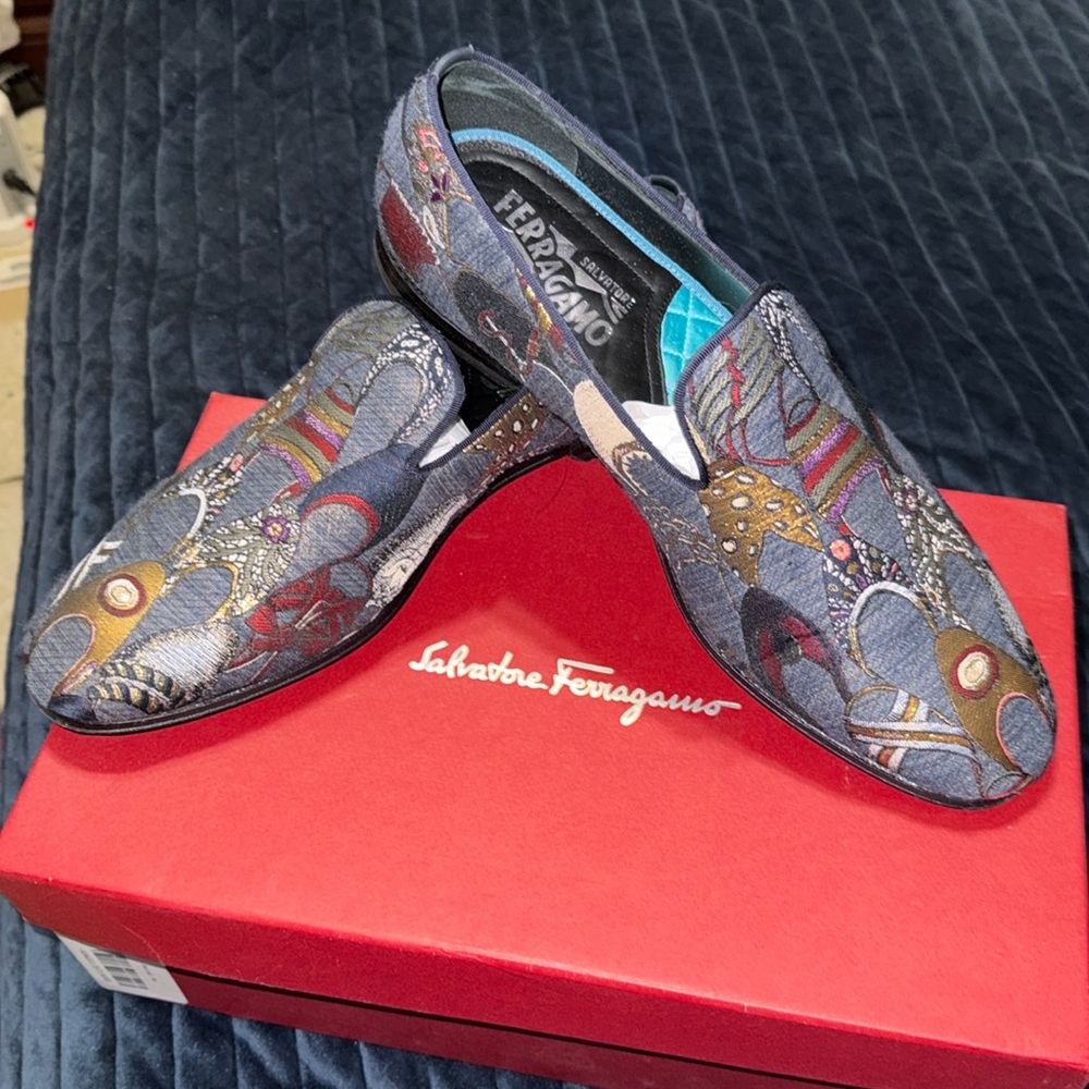 FERRAGAMO ELEGANCE